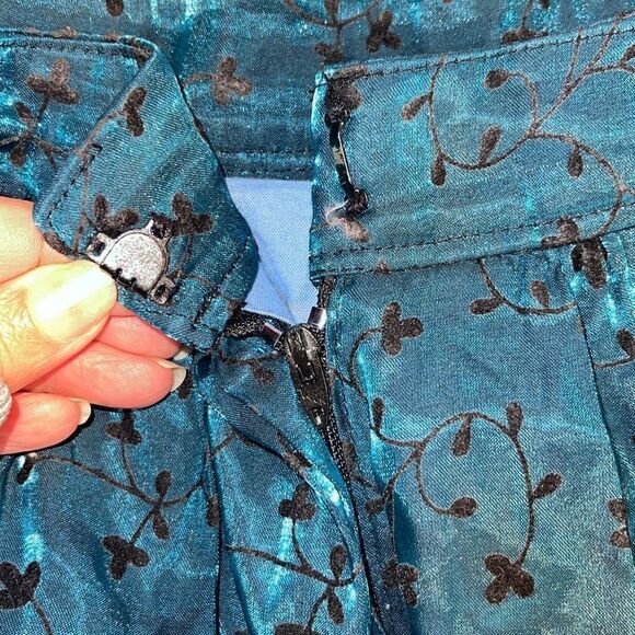 Women's A-Line Skirt Generic Pleated Laced Hemline Hook & Eye Blue Size 2/4 - Picture 5 of 8